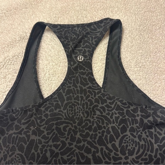 Lululemon Cool Racerback Tank Top Petal Camo Printed Black Deep Coal Floral - Picture 6 of 11